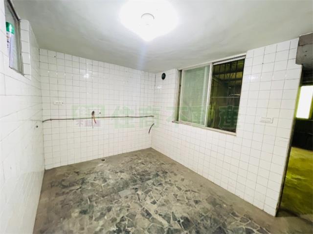 高雄楠梓透天-5