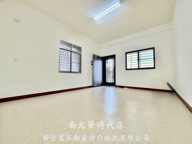 台南新市透天-2