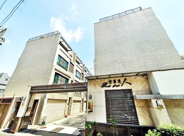 東區東門路三段別墅