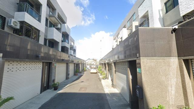 台南法拍透天-2