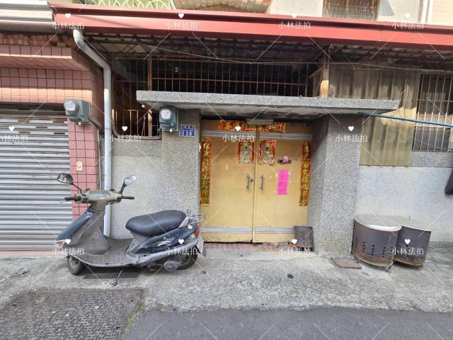 東區法拍透天-1