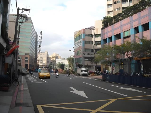 台北南港大樓法拍-3