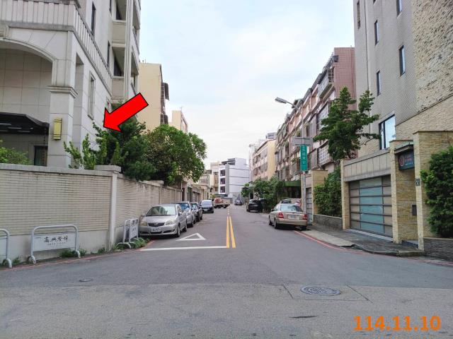 東區法拍透天-7