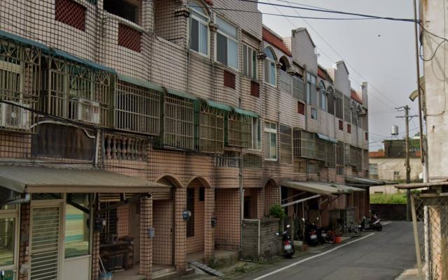 新竹新豐法拍透天-1