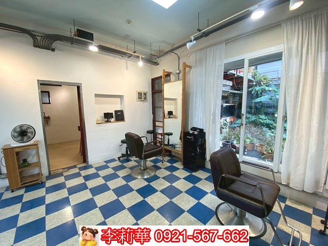 台南東區透天-12