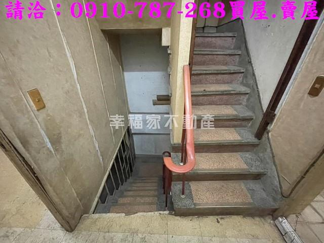 台南中西區透天-12