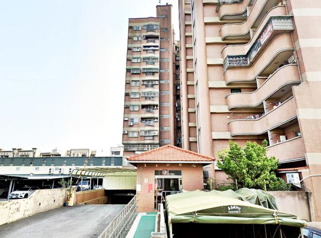 嘉義永福一街三房車位