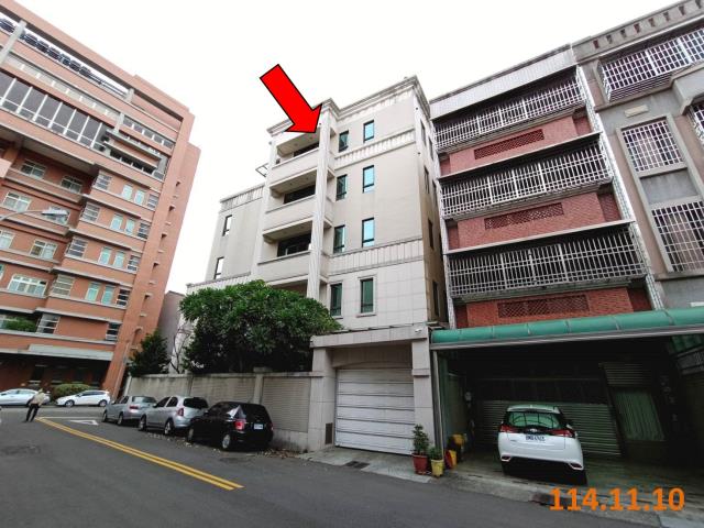 台中東區法拍透天-2