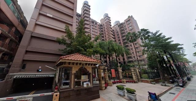 三民區拍賣華廈-3