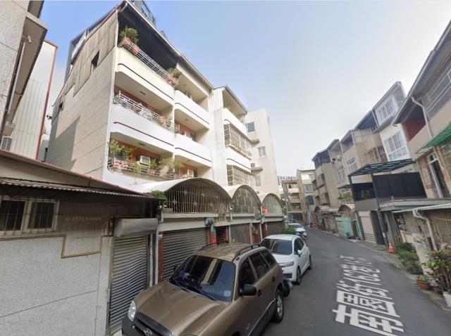 台南法拍透天-4