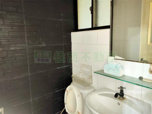 高雄前鎮透天-11