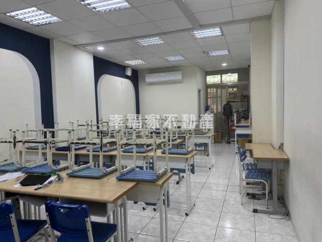 台南安平店面-11