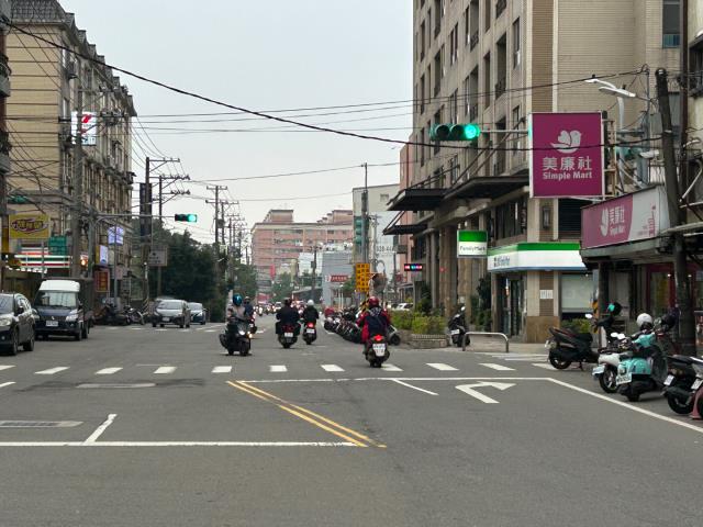 桃園中壢華廈-10