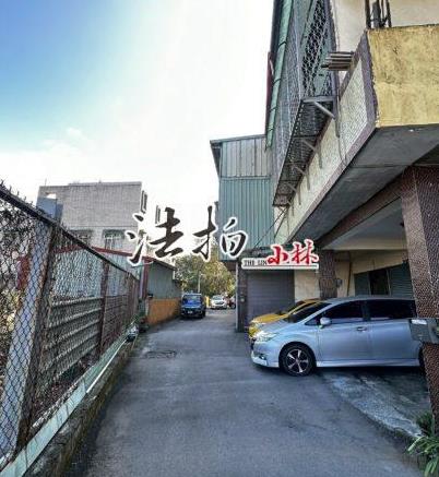 新社拍賣透天-1