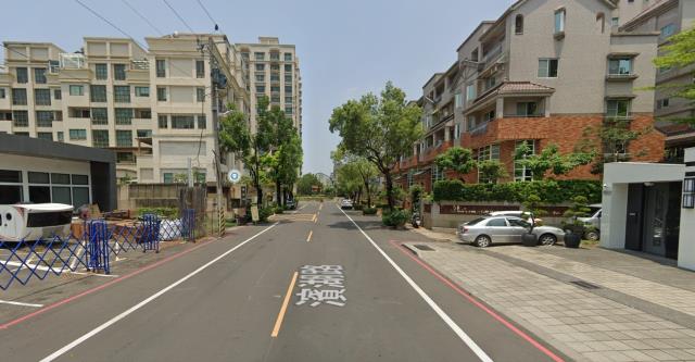 高雄鳥松透天拍賣-7