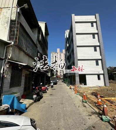 大雅法拍透天-4