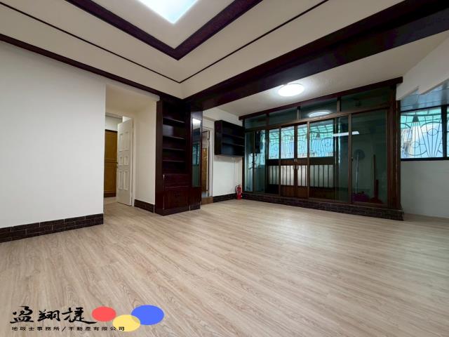 高雄鹽埕華廈-1