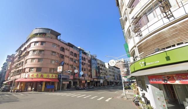 高雄苓雅法拍透天-5