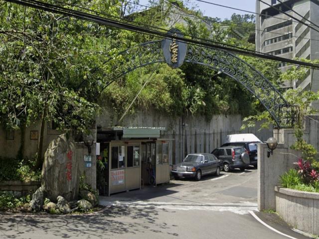 新北新店法拍大樓-2