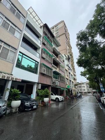 高雄苓雅法拍透天-5