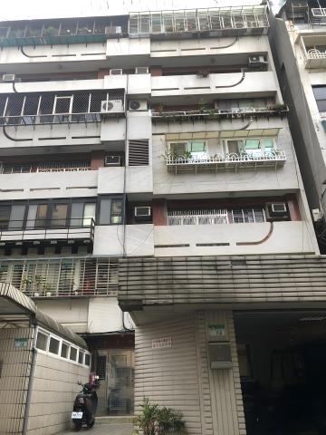 信義區拍賣公寓-6