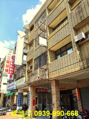 東區法拍屋建成路透天