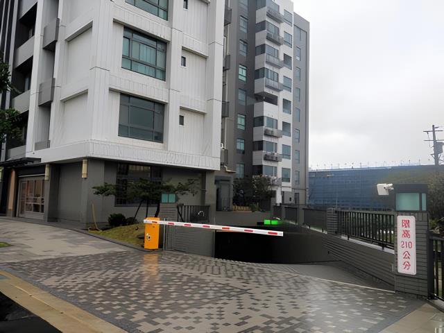 桃園拍賣華廈-4