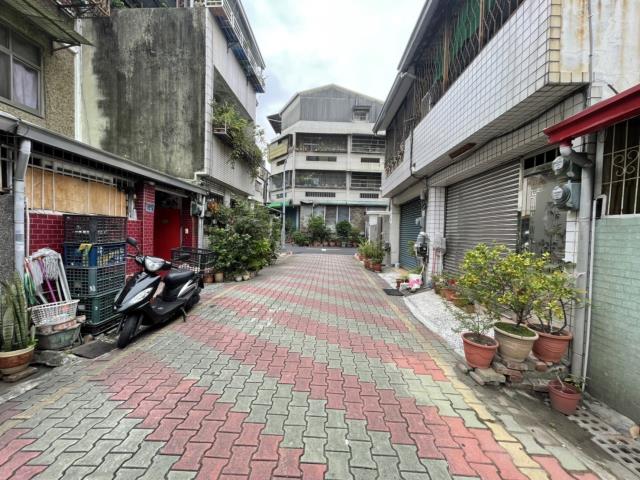 台南北區透天-12