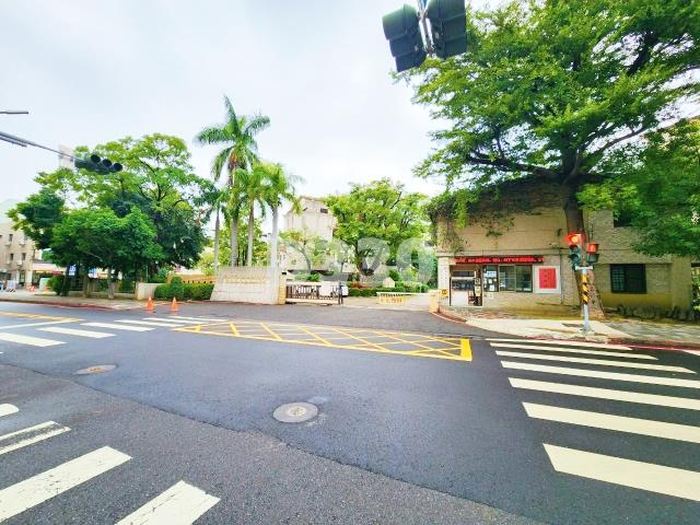 東區透天-5
