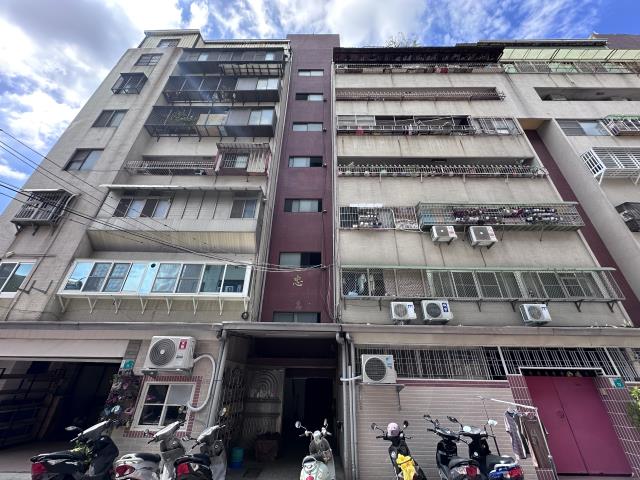 台南南區透天-1