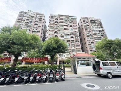 台北文山區法拍大樓-1