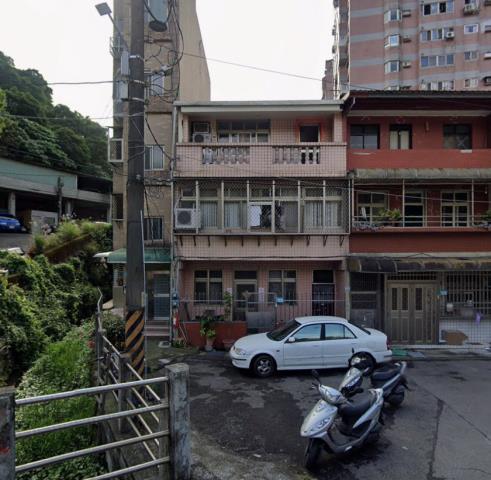 新北淡水透天法拍-3