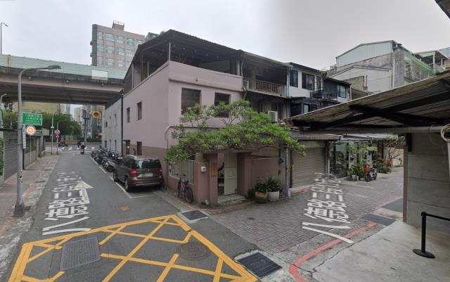 台北松山透天法拍-8