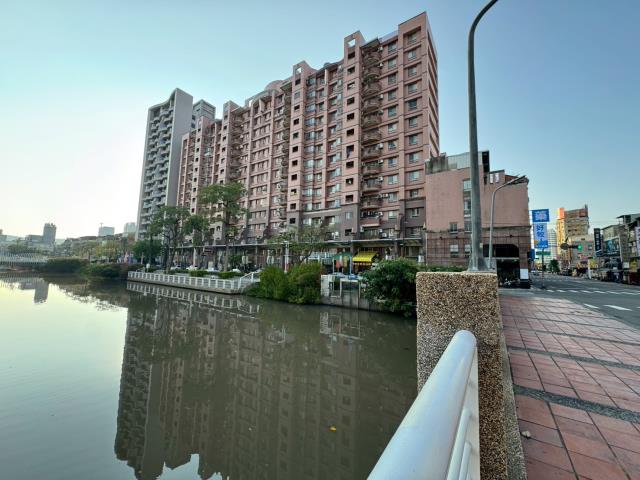 高雄三民區大樓法拍-3
