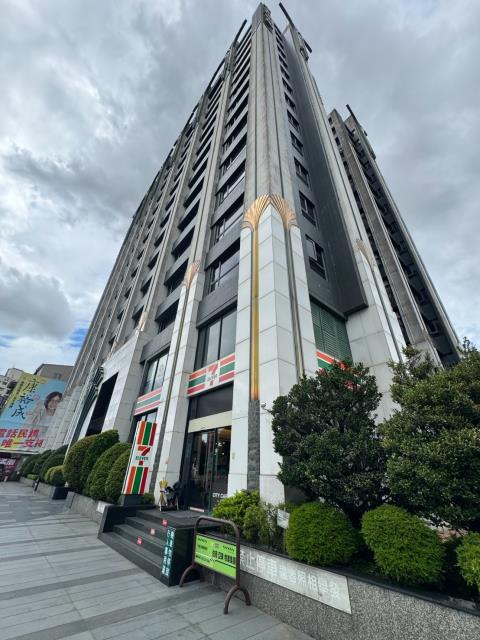 高雄法拍大樓-4