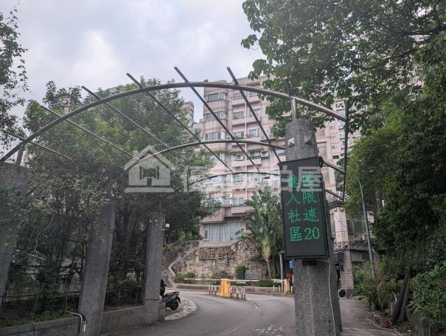 文山區法拍大樓-1