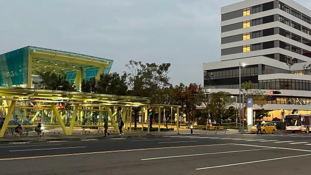 高雄岡山大樓法拍-4