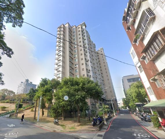 楠梓法拍大樓-7