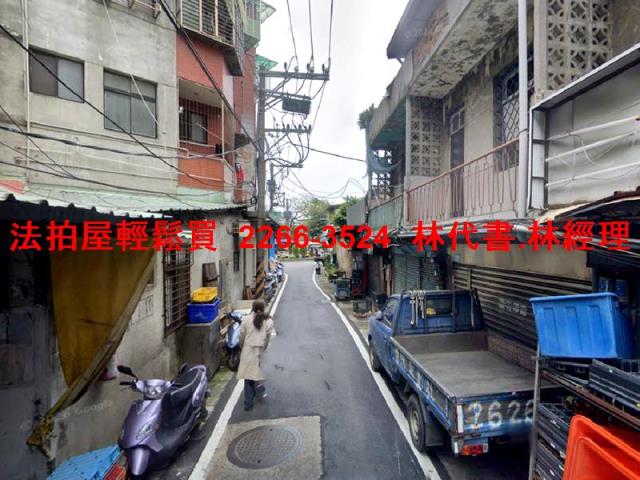 三重法拍透天-6