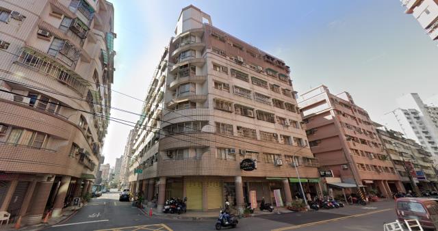 鳳山華廈法拍-5