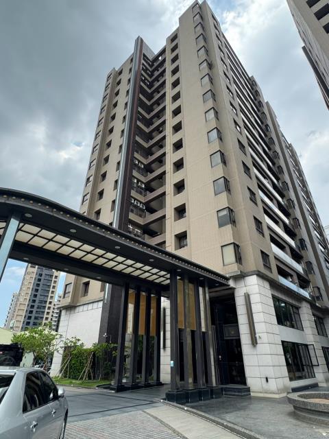 高雄鳳山大樓法拍-6