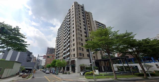 高雄鳳山大樓法拍-8