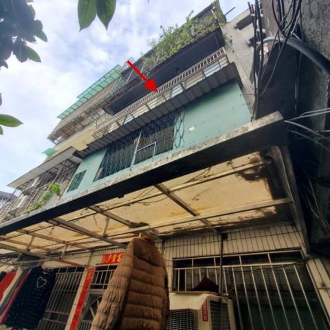 台北南港拍賣公寓-2