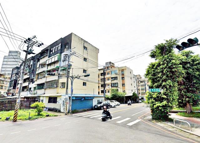 竹東鎮新生路三房公寓