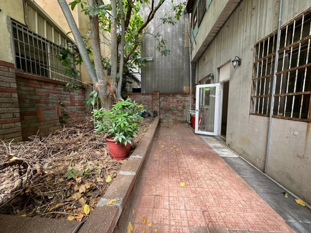 台中西屯透天-9